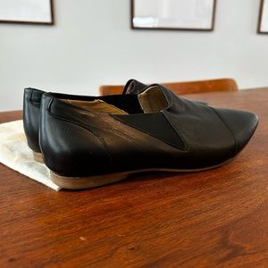 Poppy Barley Black Loafer - Excellent Condition